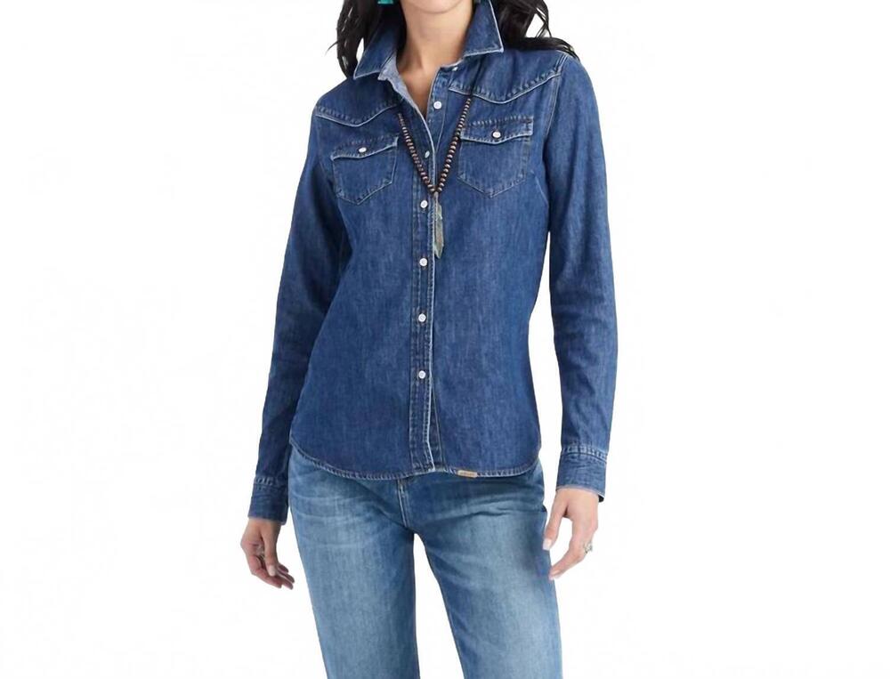 NEW ARIAT farriday denim shirt in blue light